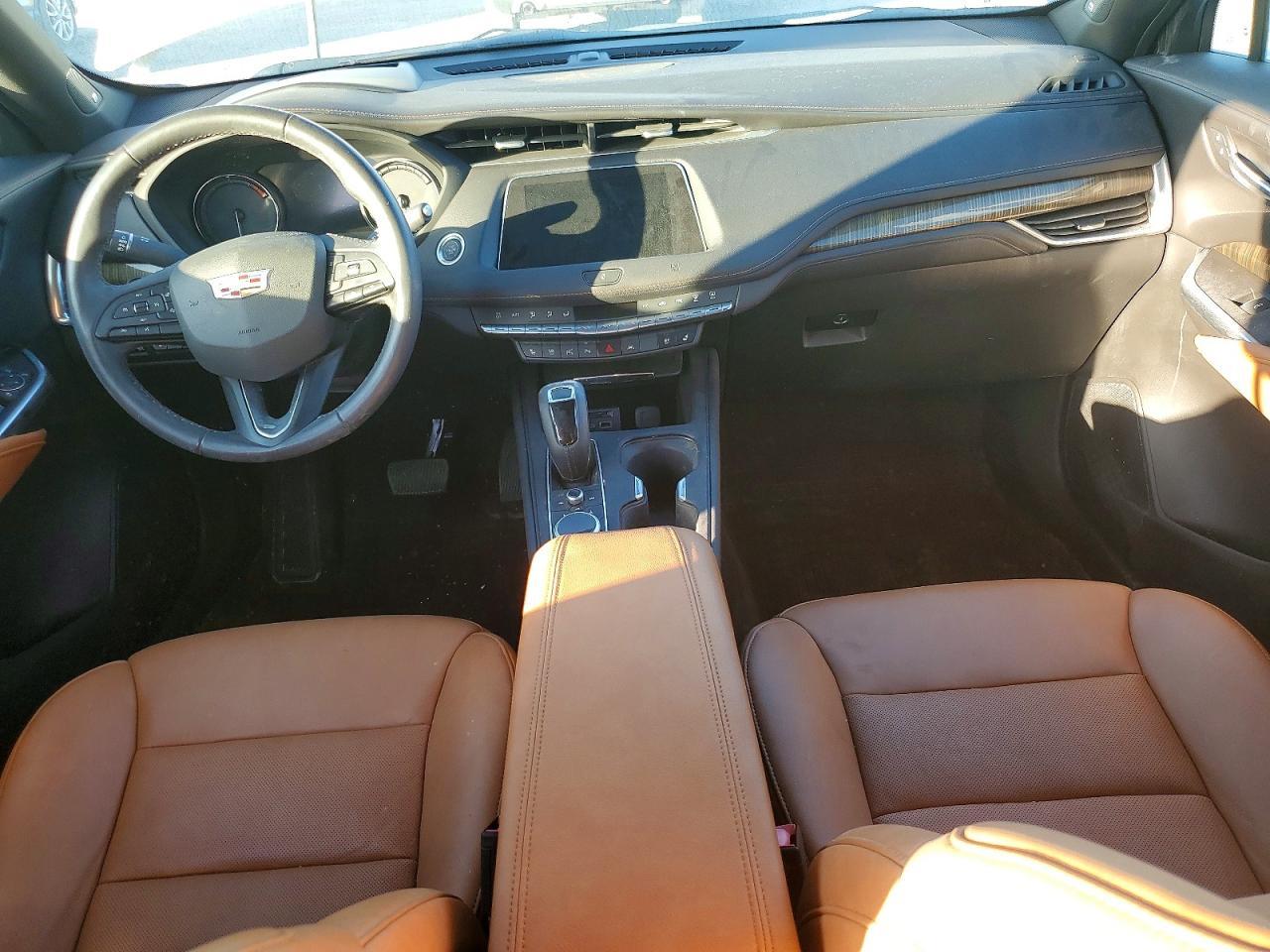 2019 Cadillac XT4 Premium Luxury