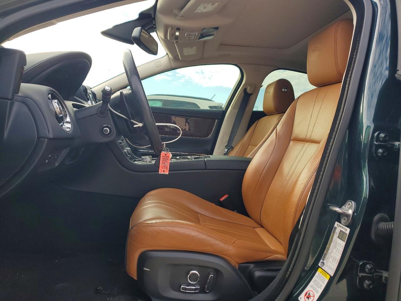 2016 Jaguar XJ