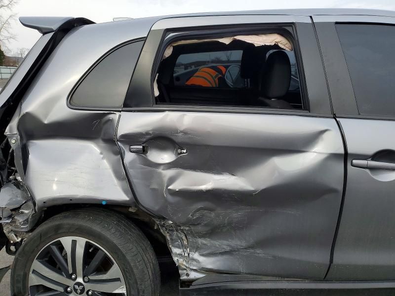 2021 Mitsubishi Outlander Sport es