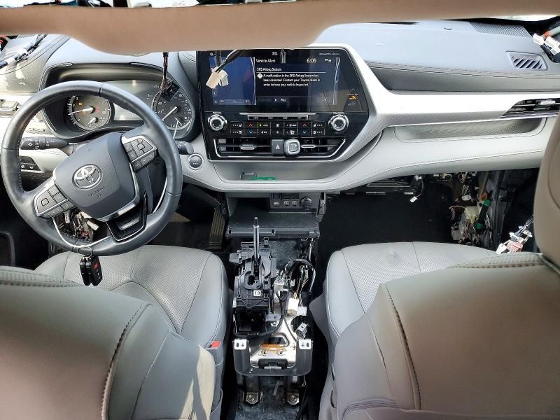 2020 Toyota Highlander Platinum