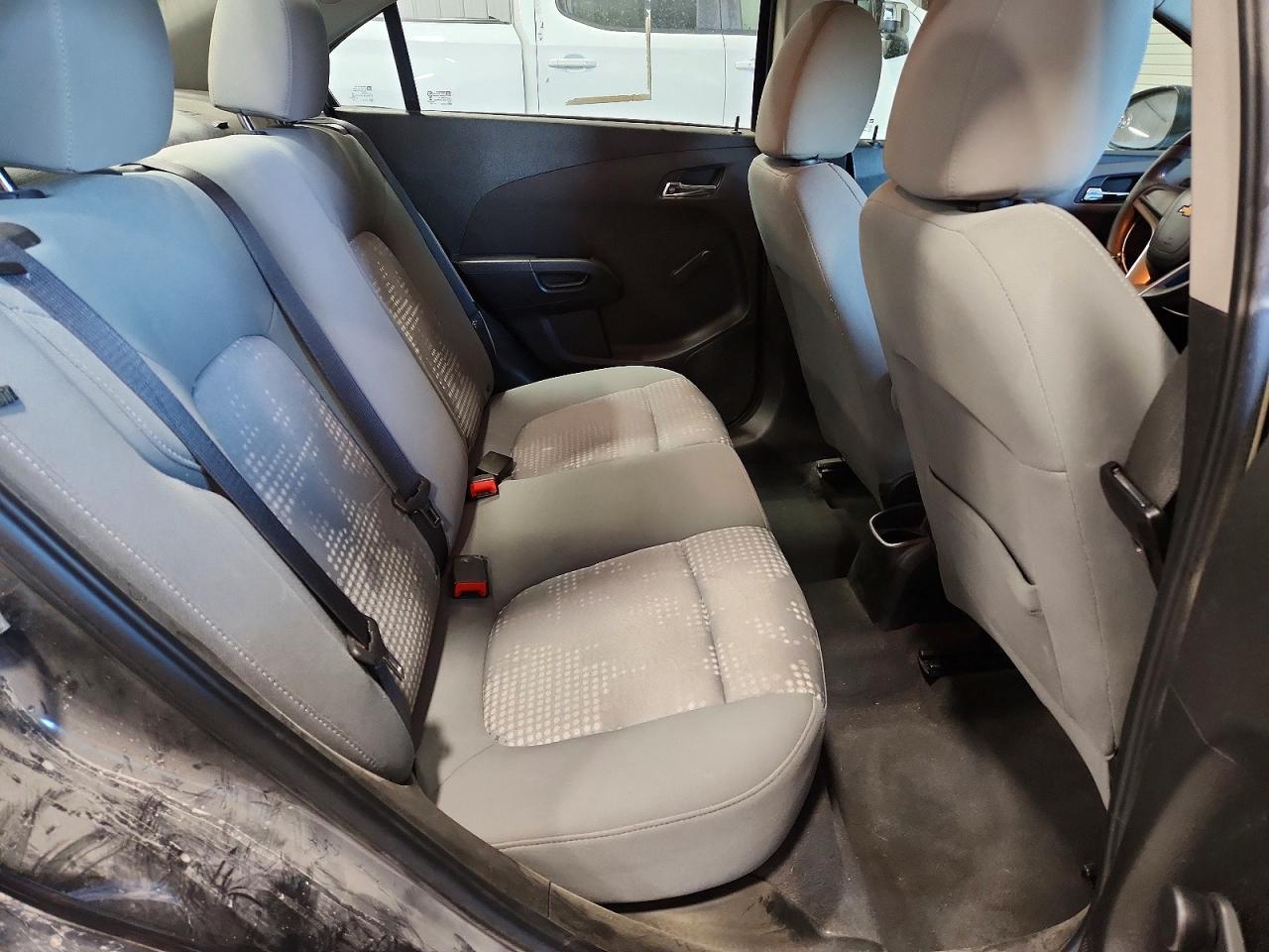 2014 Chevrolet Sonic ls