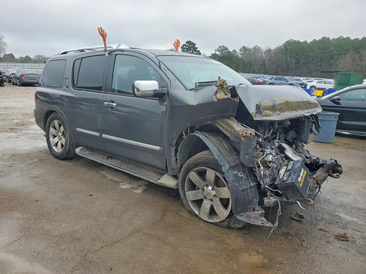 2012 Nissan Armada sv