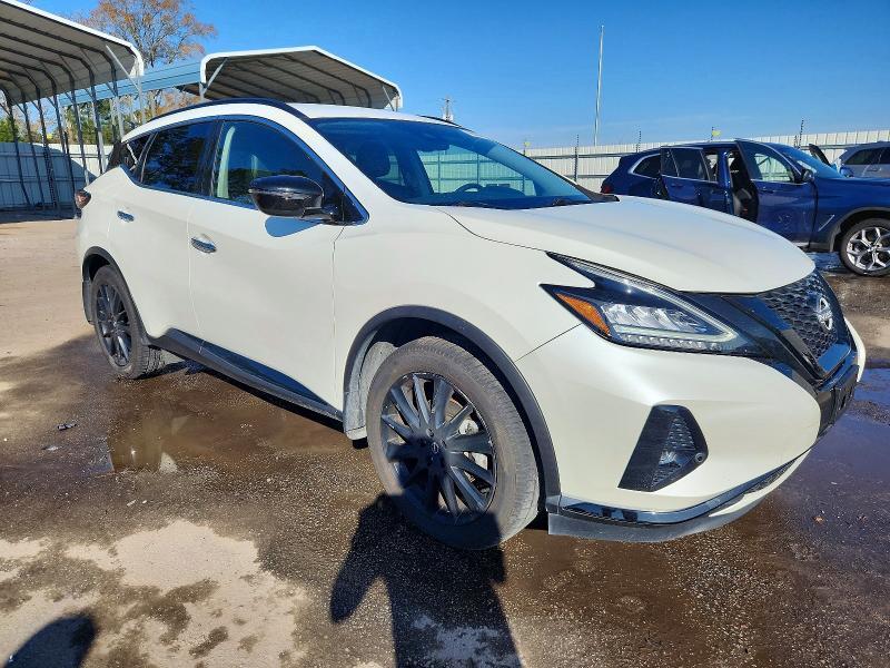 2023 Nissan Murano sv