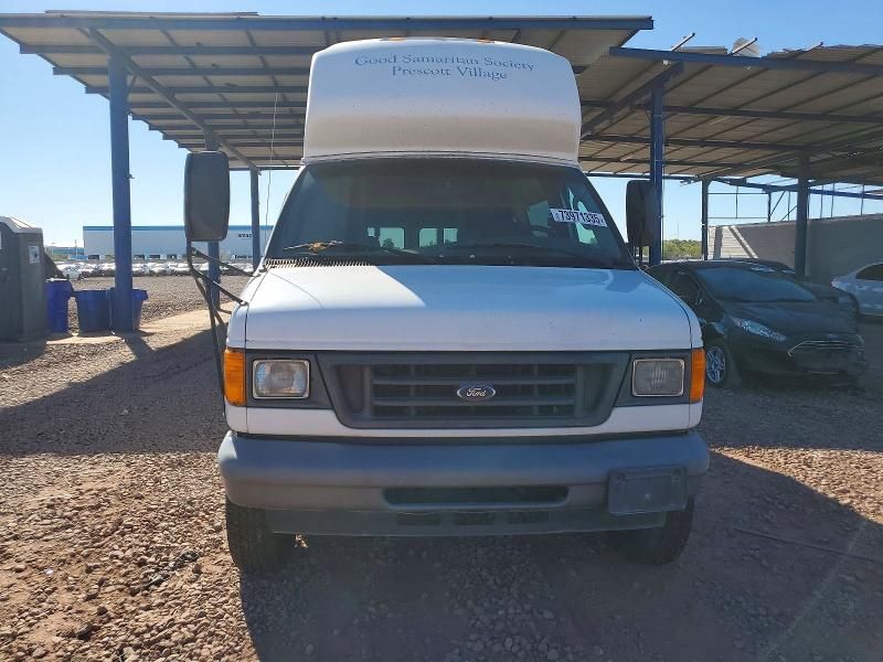 2005 Ford Econoline E350 Super Duty van