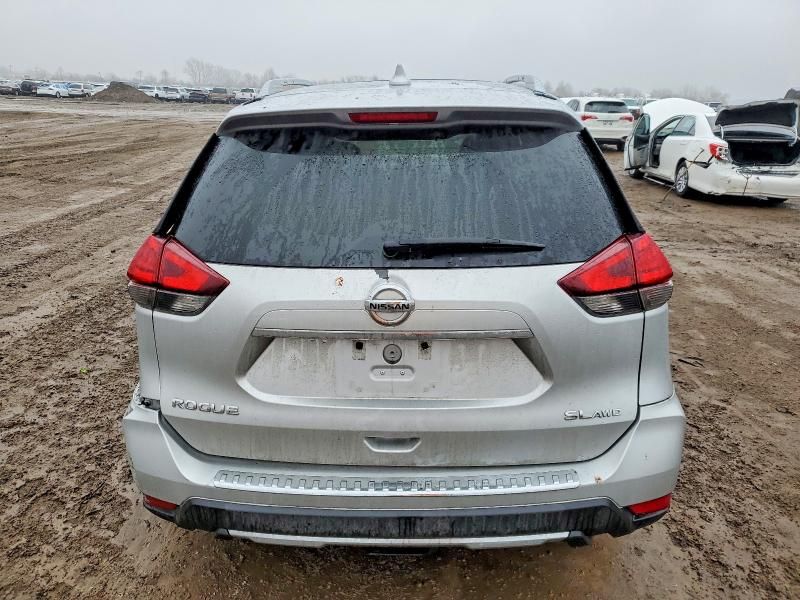 2017 Nissan Rogue sv