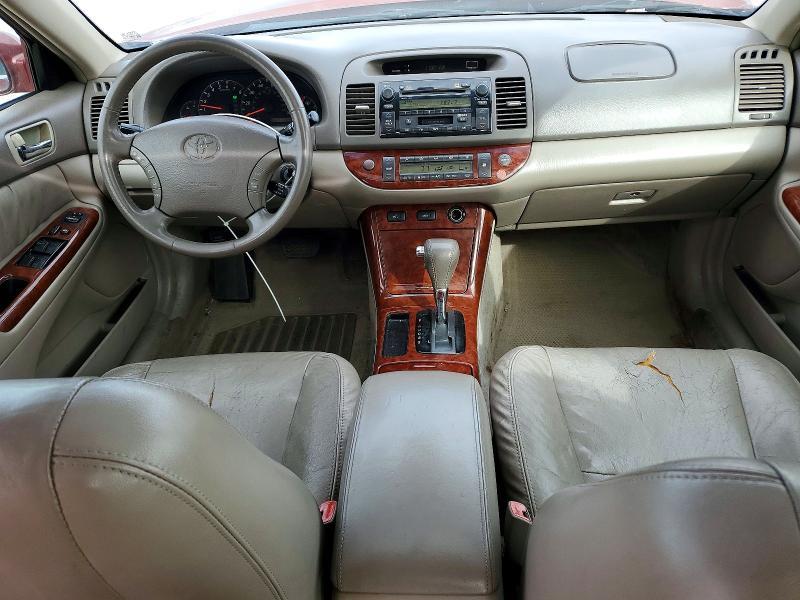2005 Toyota Camry le