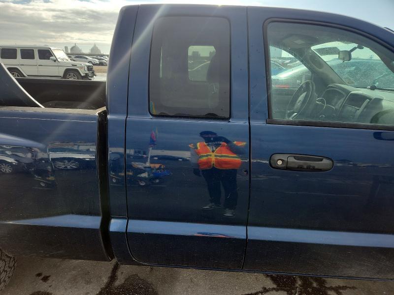 2006 Dodge Dakota st