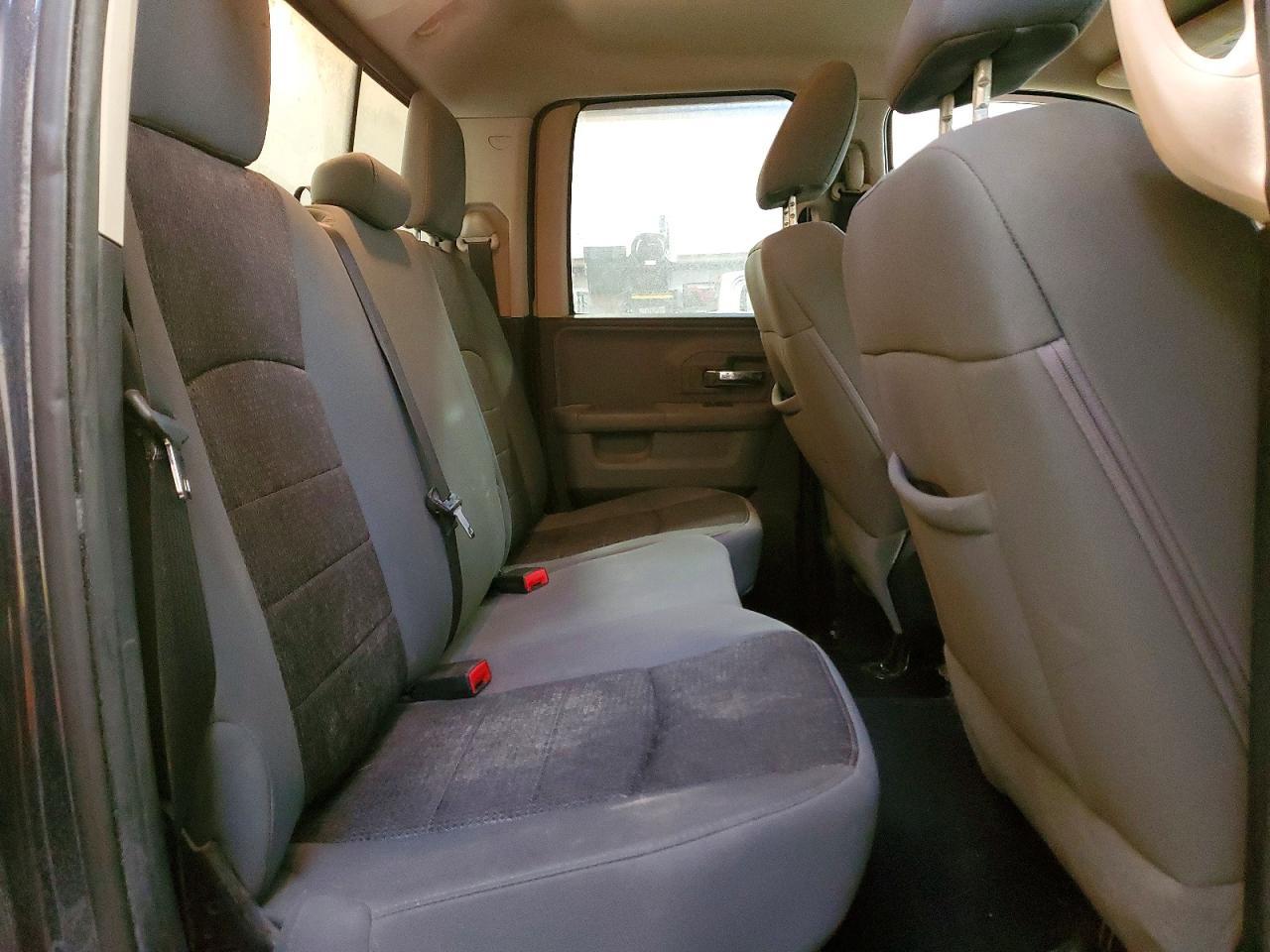 2013 Dodge RAM 1500 SLT