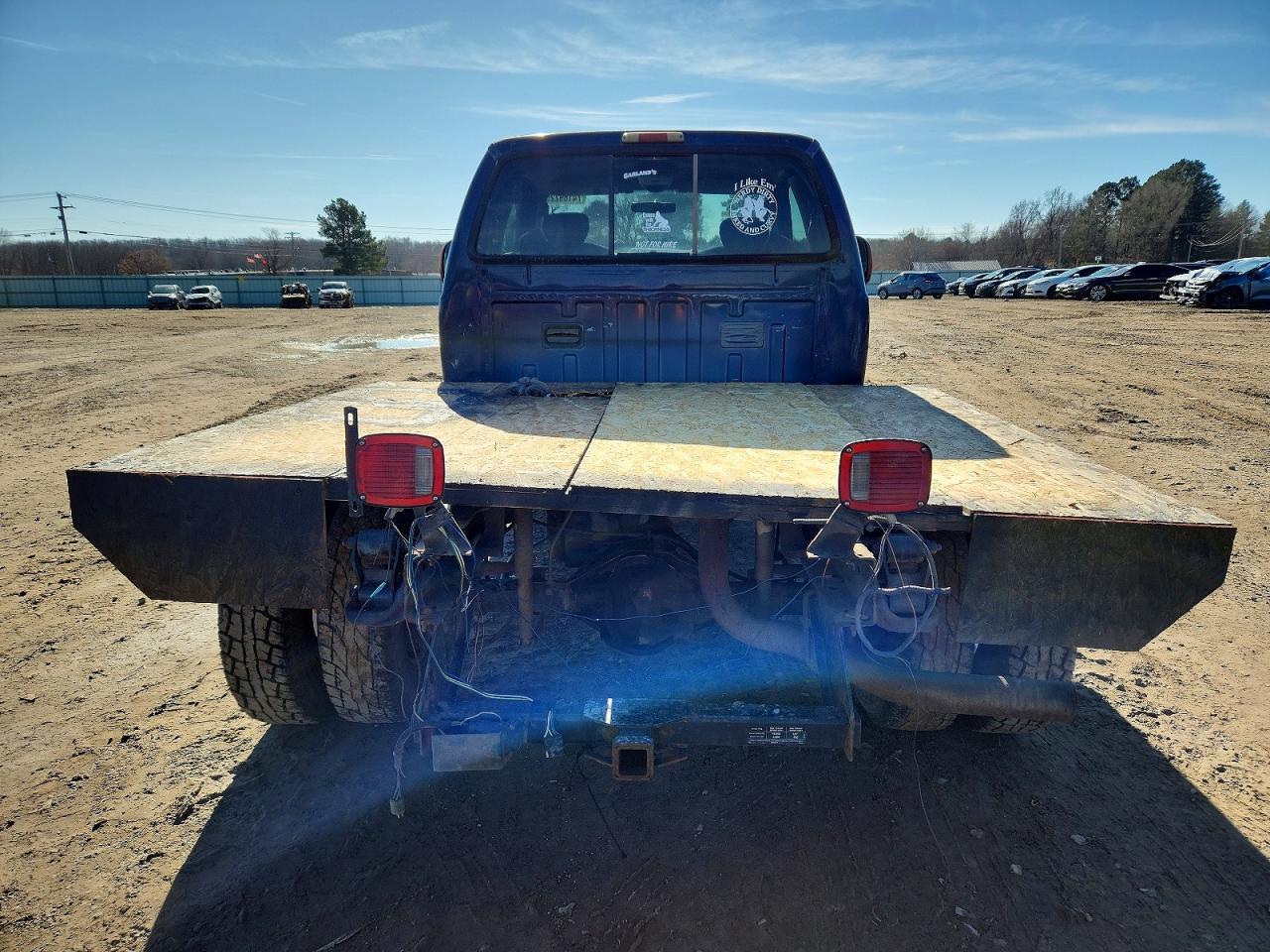 2004 Ford F350 Super Duty Flatbed Truck