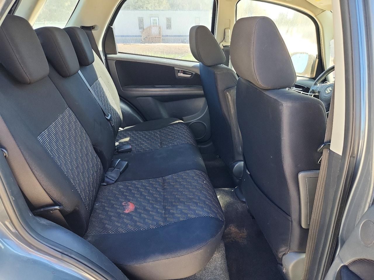 2009 Suzuki SX4 Technology