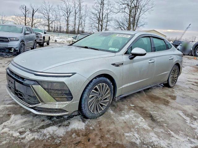 2024 Hyundai Sonata Hybrid