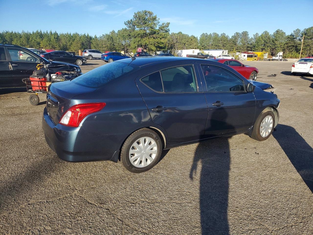2016 Nissan Versa s