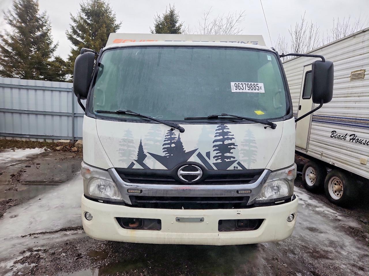 2020 Hino 195