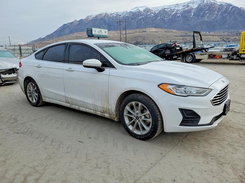 2019 Ford Fusion se