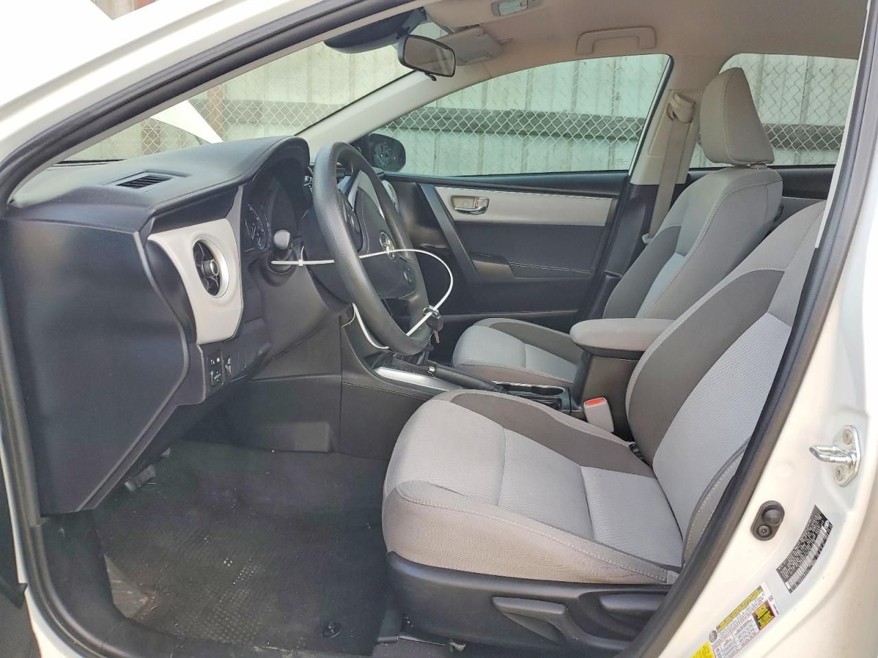 2017 Toyota Corolla l