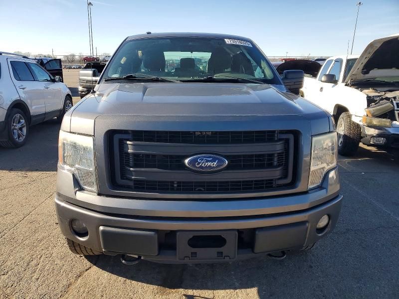 2013 Ford F150 Super cab