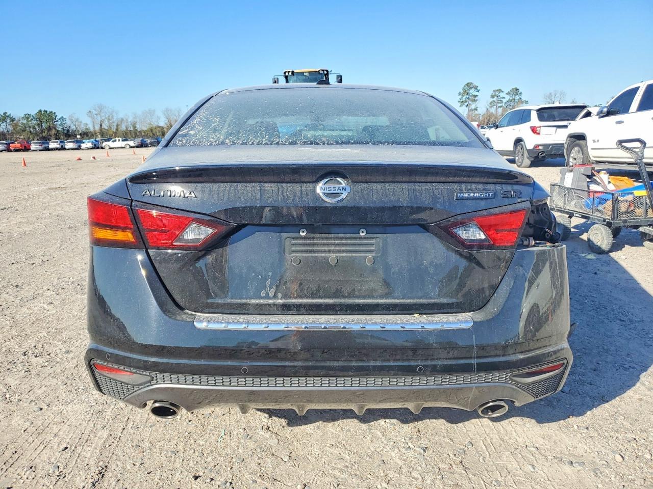 2022 Nissan Altima sr