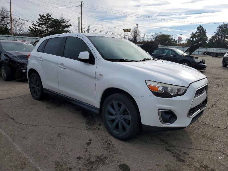 2013 Mitsubishi Outlander Sport es