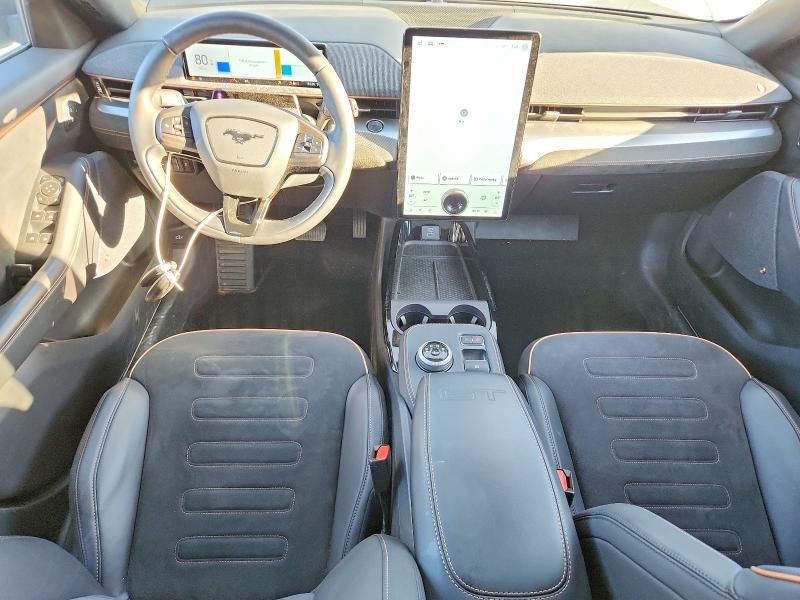 2022 Ford Mustang Mach-e gt