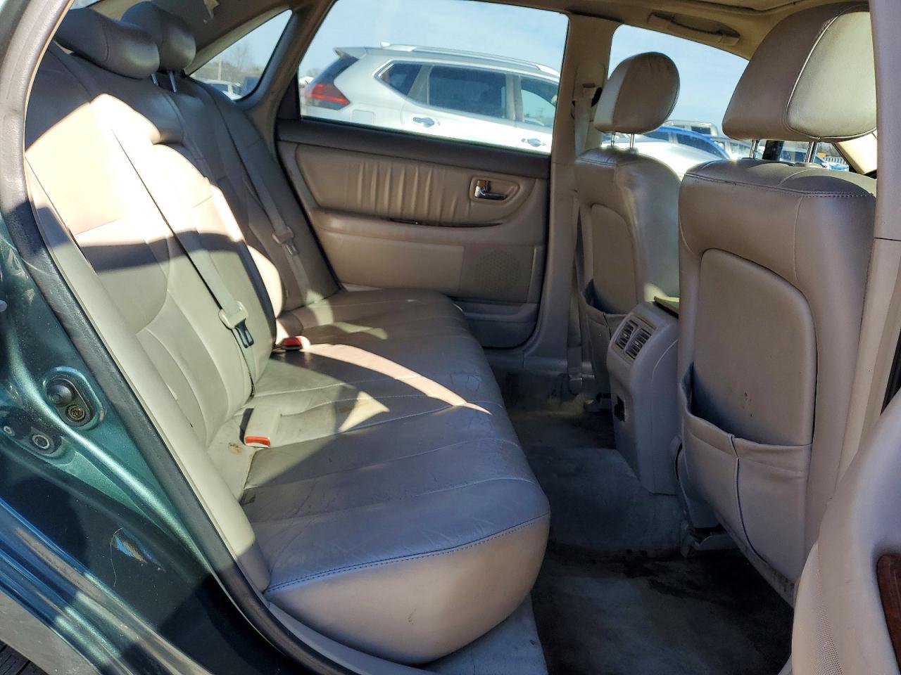 2004 Toyota Avalon xl