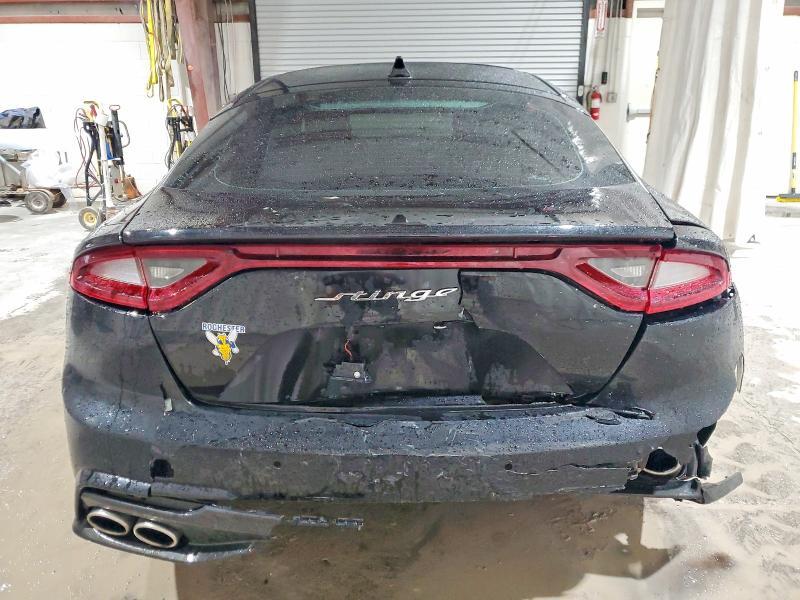 2018 KIA Stinger Premium