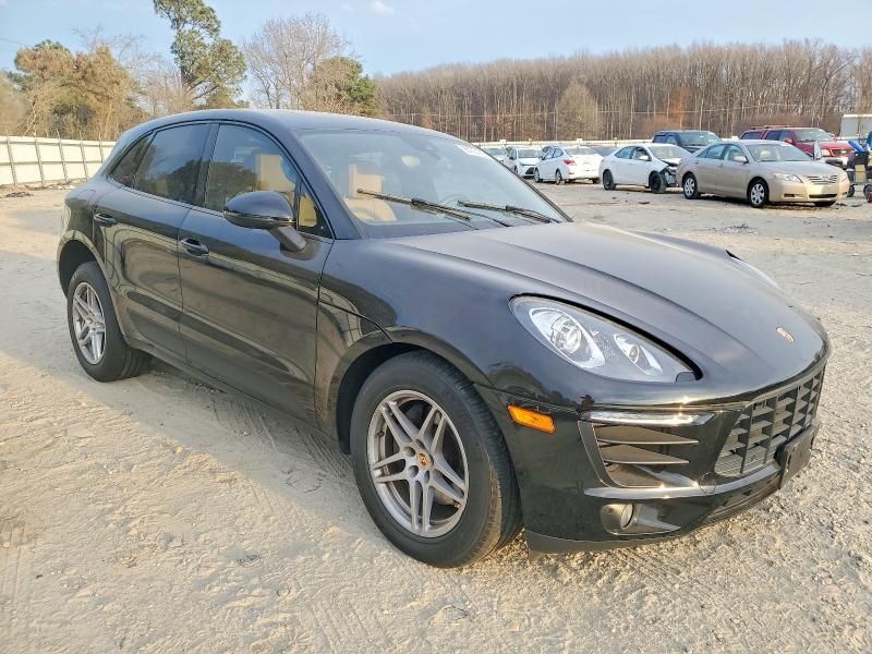 2017 Porsche Macan