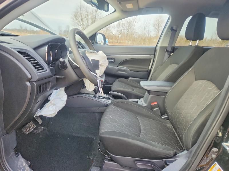 2023 Mitsubishi Outlander Sport s