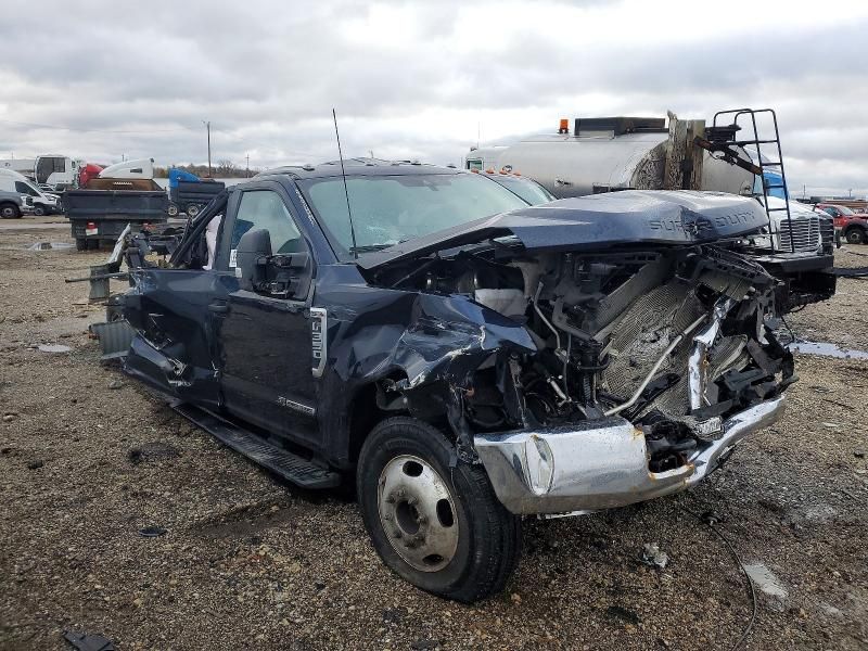 2022 Ford F350 Super Duty