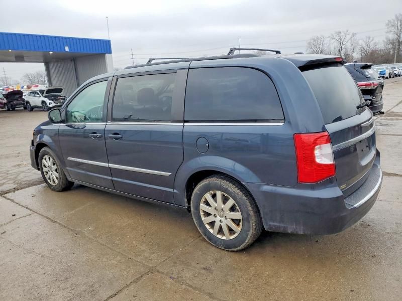 2013 Chrysler Town & Country Touring