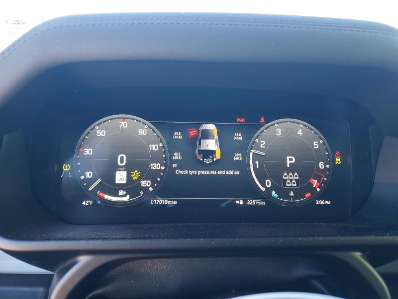 2024 Land Rover Defender 110 s