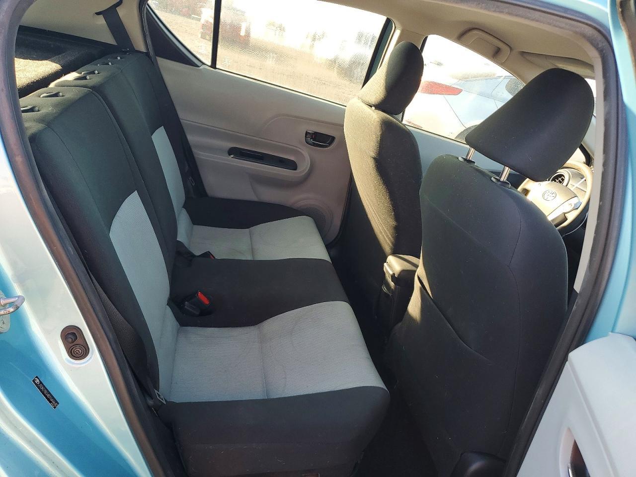 2013 Toyota Prius c