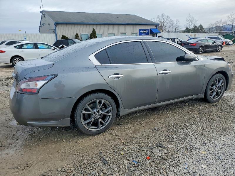 2014 Nissan Maxima s