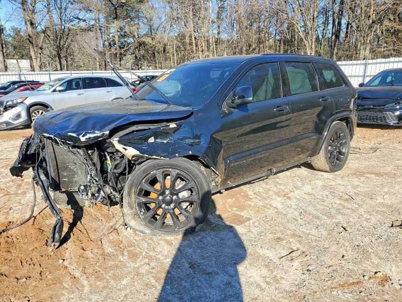 2020 Jeep Grand Cherokee Laredo