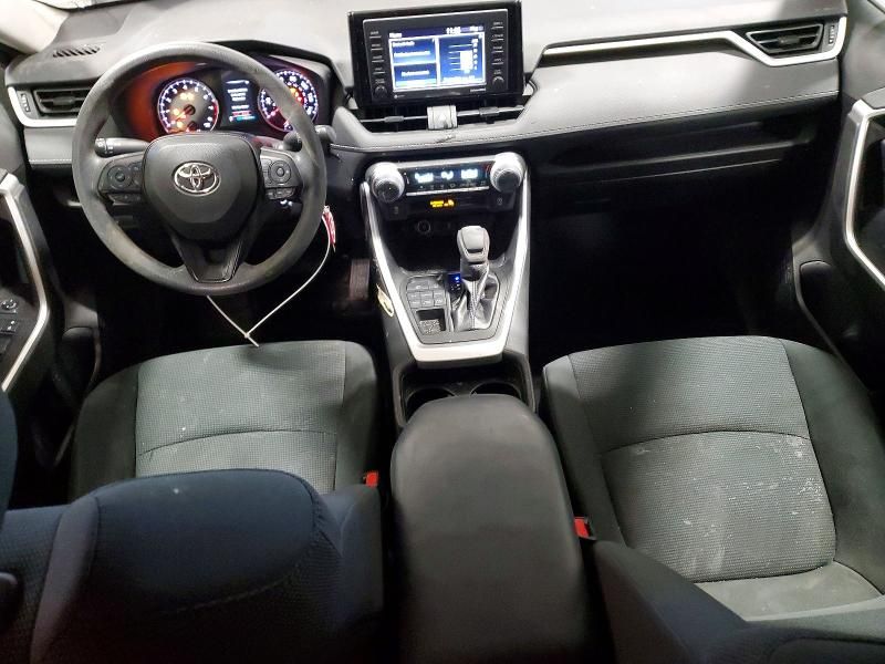 2021 Toyota Rav4 le