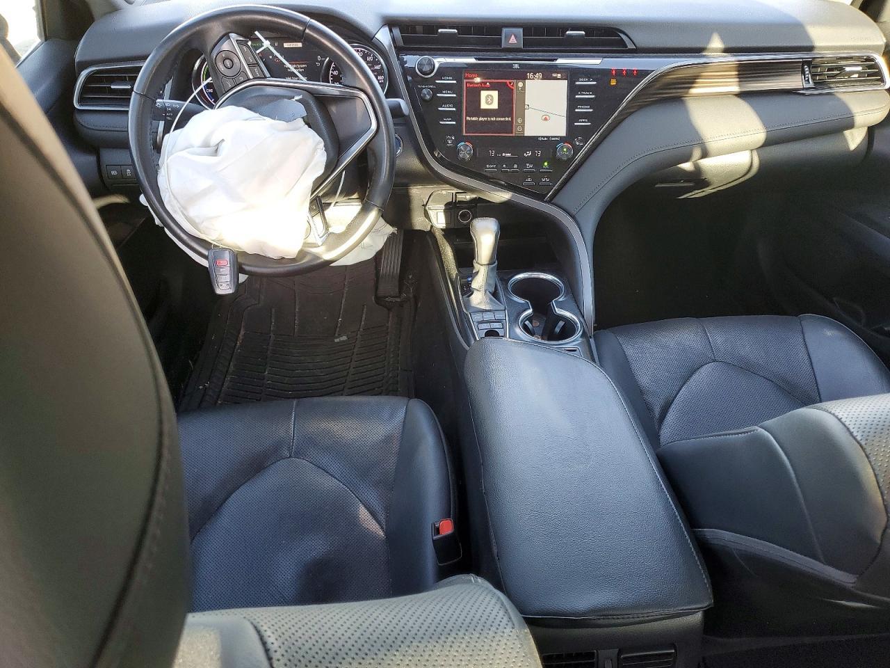 2020 Toyota Camry xle