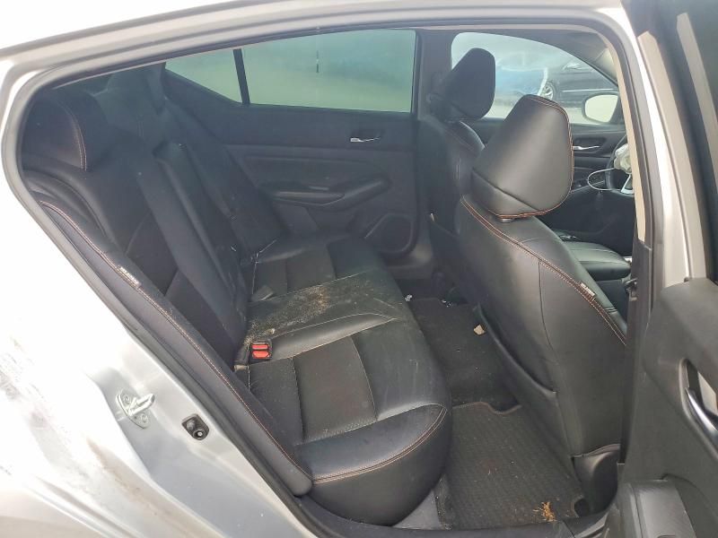 2020 Nissan Altima sr