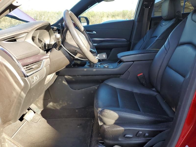 2023 Cadillac XT4 Luxury