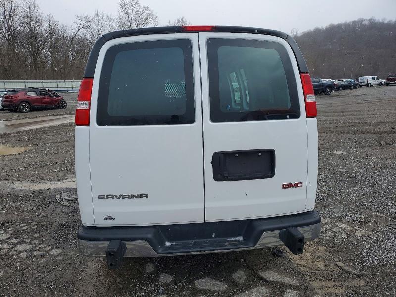 2022 GMC Savana G2500 Delivery Van