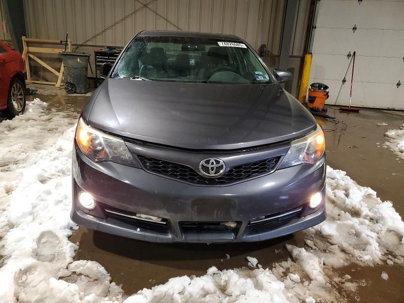 2013 Toyota Camry l