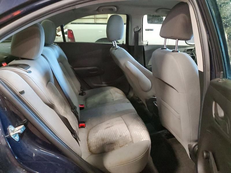 2015 Chevrolet Sonic ls