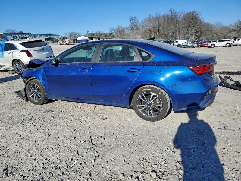 2023 KIA Forte lx