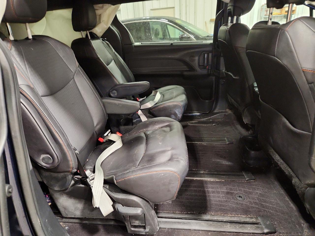 2024 Toyota Sienna xse