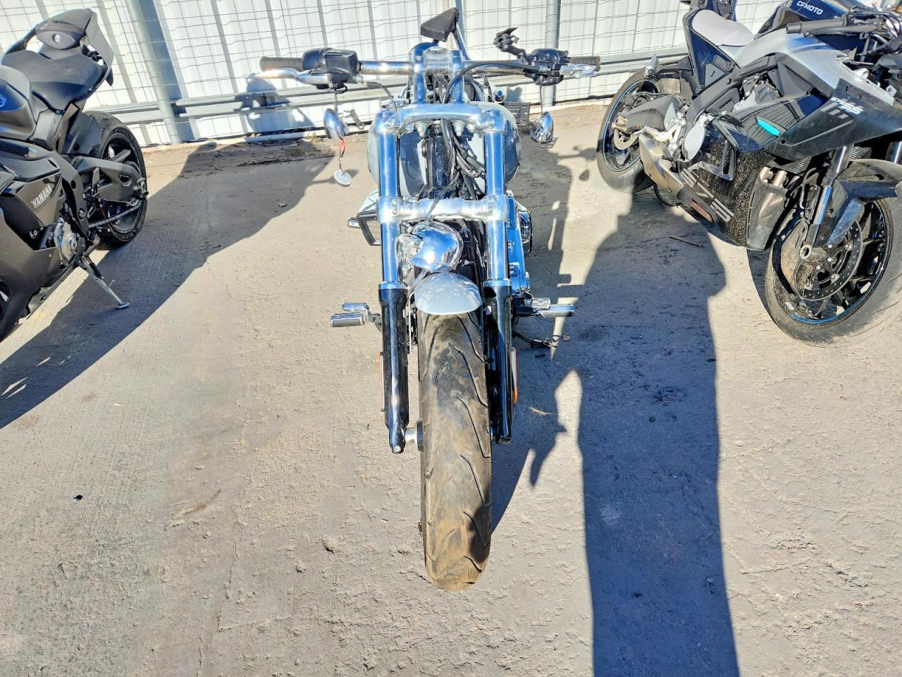 2025 Harley-Davidson Fxbr