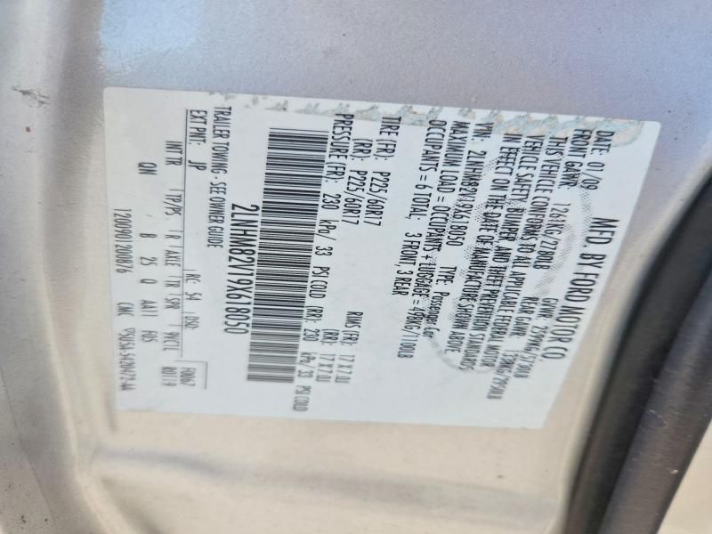 2009 Lincoln Town car Signature Limited