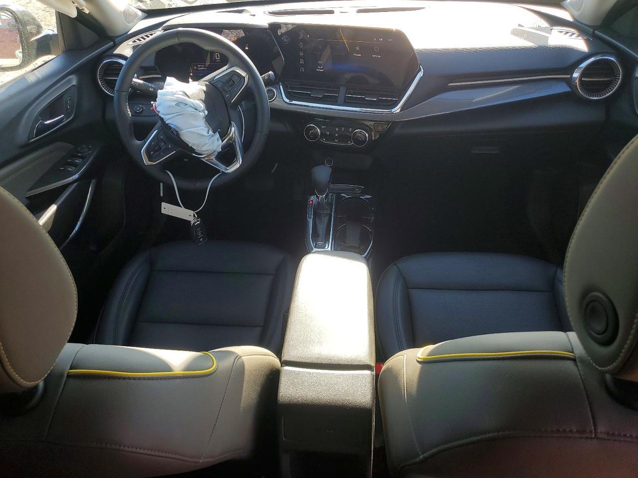 2025 Chevrolet Trax Active