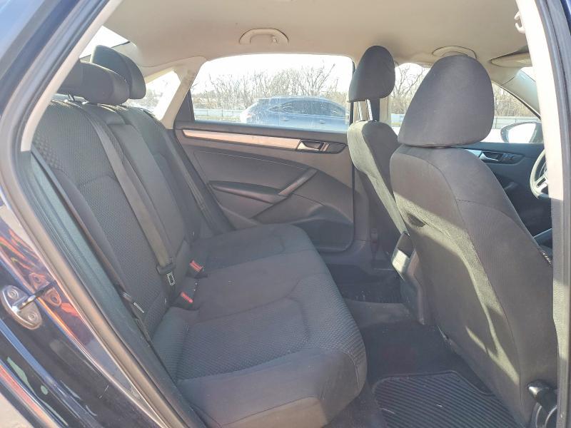 2012 Volkswagen Passat s
