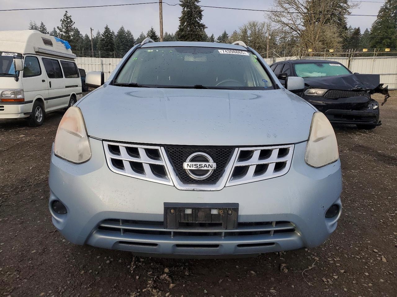 2013 Nissan Rogue s