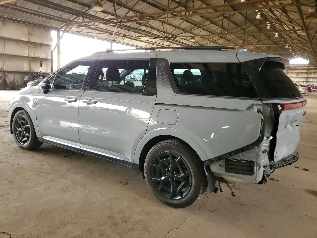 2025 KIA Carnival sx