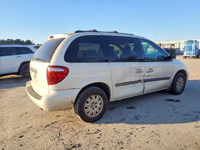 2005 Chrysler Town & Country