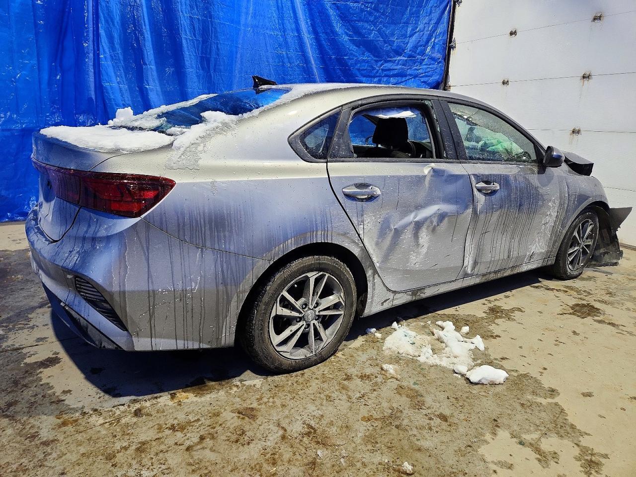 2024 KIA Forte lx